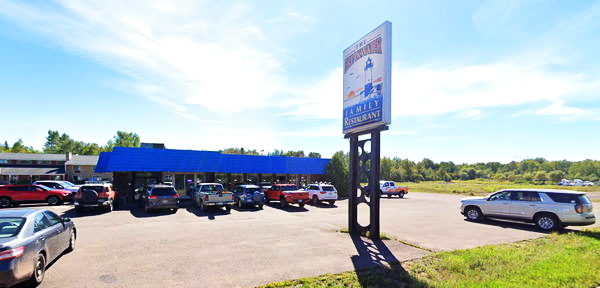 Big Boy Restaurants (Elias Brothers, Elias Bros) - Ironwood - 1111 E Cloverland Dr (newer photo)